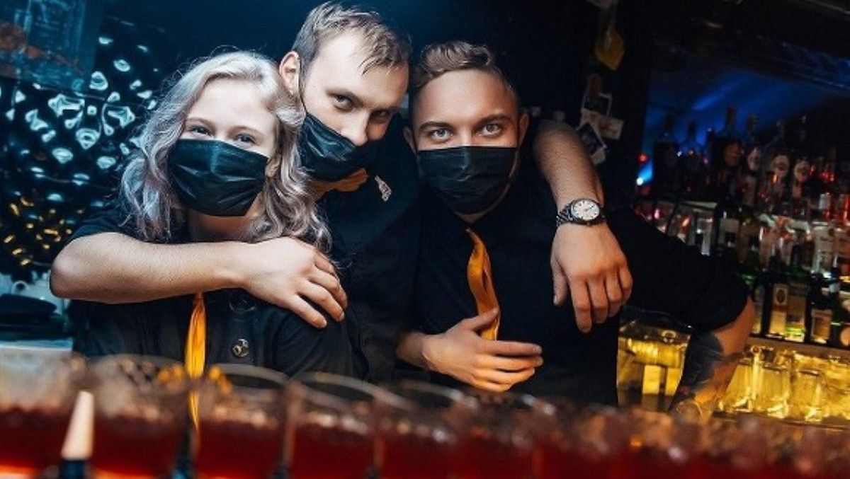 В кафе и рестораны пока Киева пускают без COVID-сертификатов или отрицательных тестов: КГГА