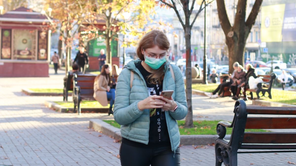 Больше 800 заболевших и 13 смертей: в Киеве продолжает расти печальная статистика COVID-19