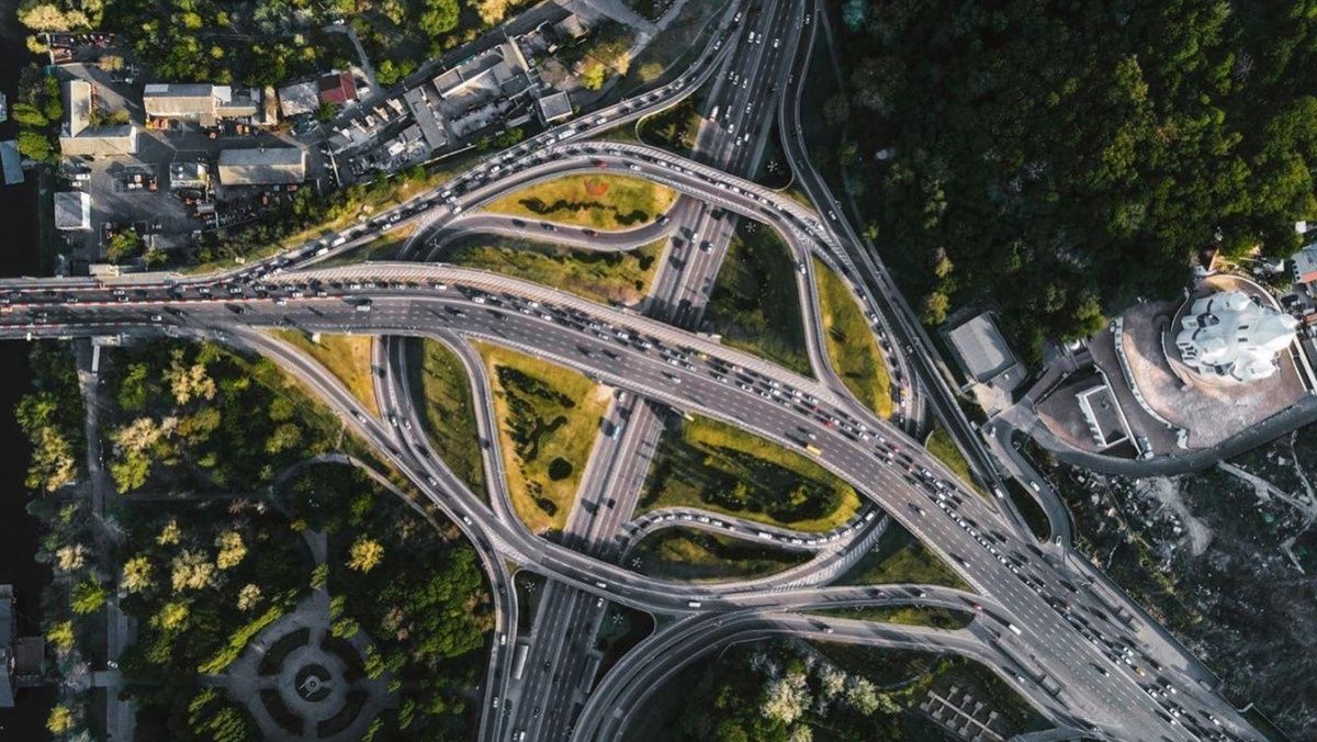 В Киеве ограничили проезд по Надденпрянскому шоссе: схема