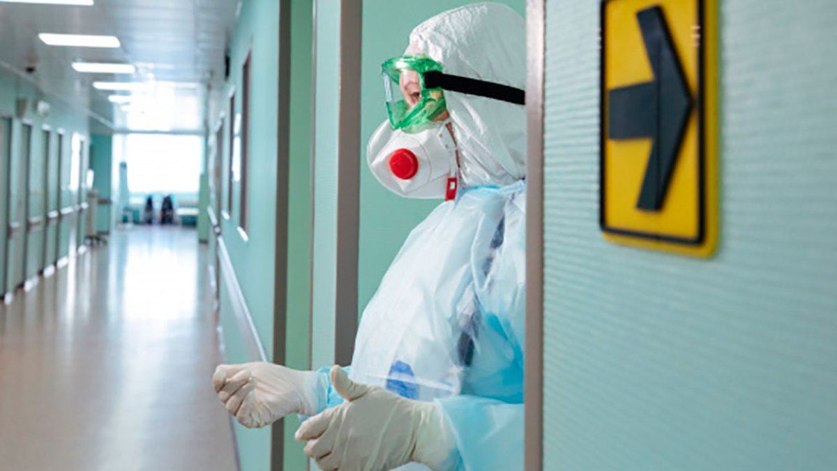 В Украине за сутки 24 тысячи заболевших COVID-19: Киев продолжает лидировать среди всех регионов