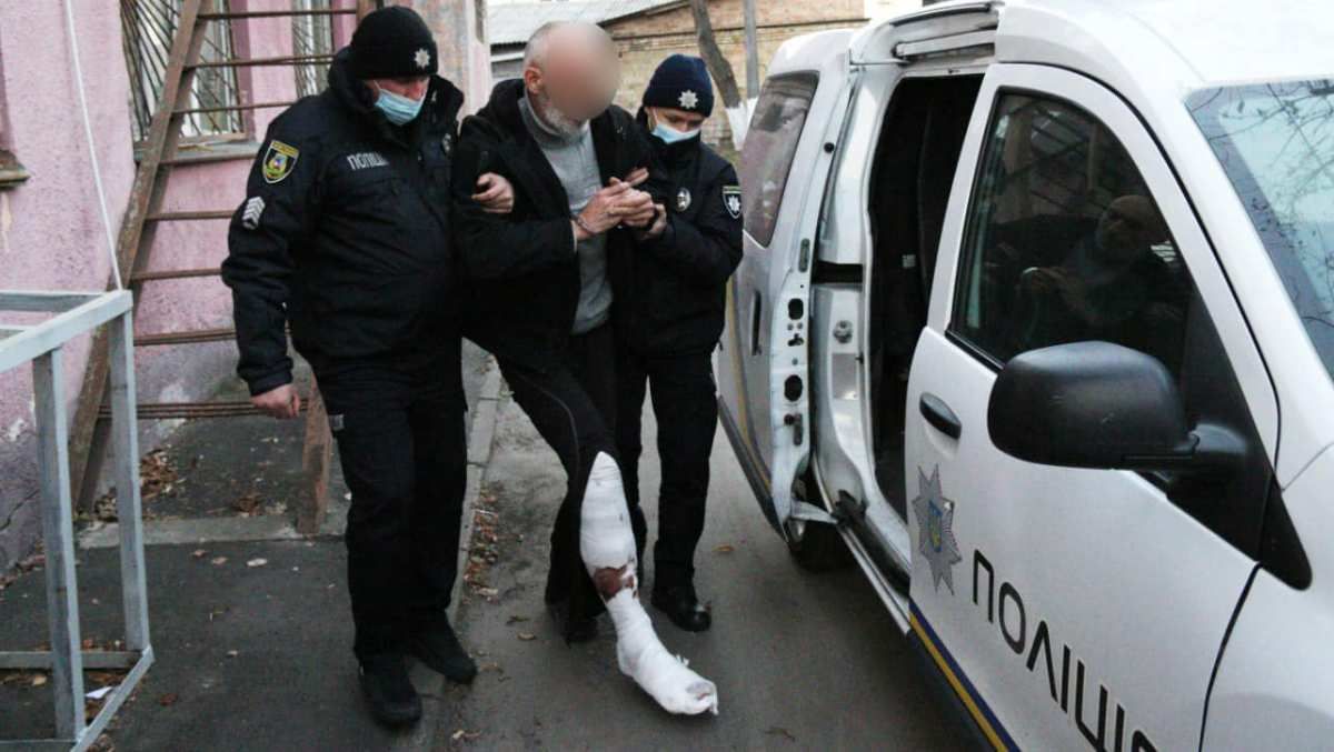 Под Киевом мужчина расстрелял грабителей, которые допрашивали его жену и дочь