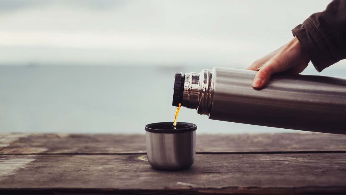 Можно ли согреться алкоголем и какие напитки спасают от зимних холодов