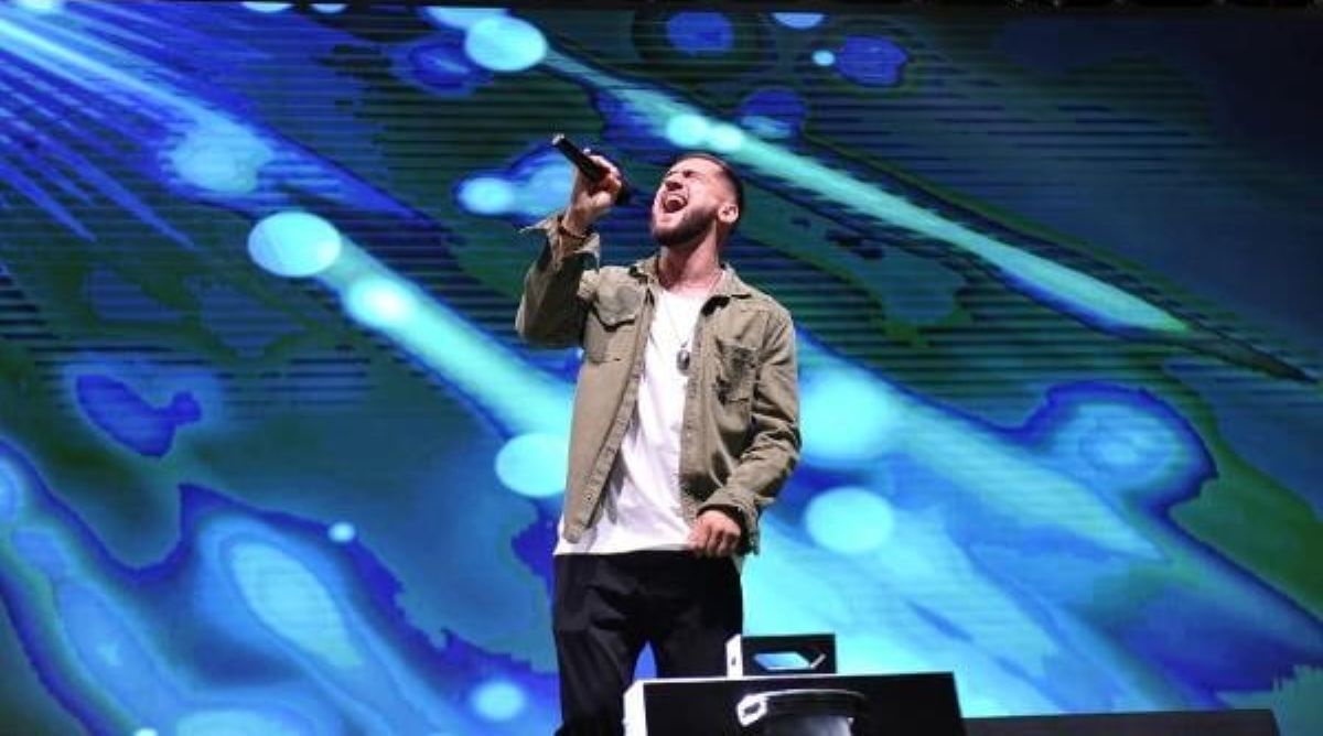 Сольный концерт Джони во Дворце Спорта