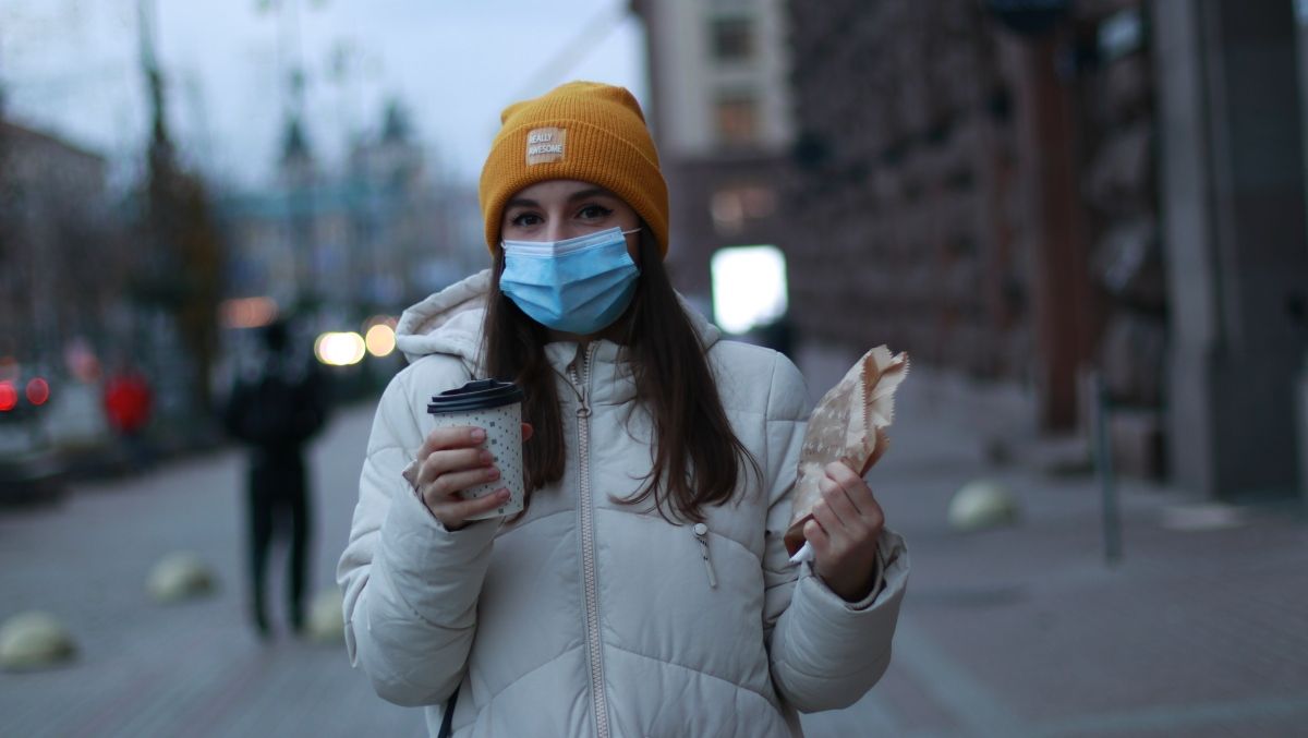 Киев вышел из "красной" зоны, но продолжает лидировать среди всех регионов по количеству заболевших в сутки