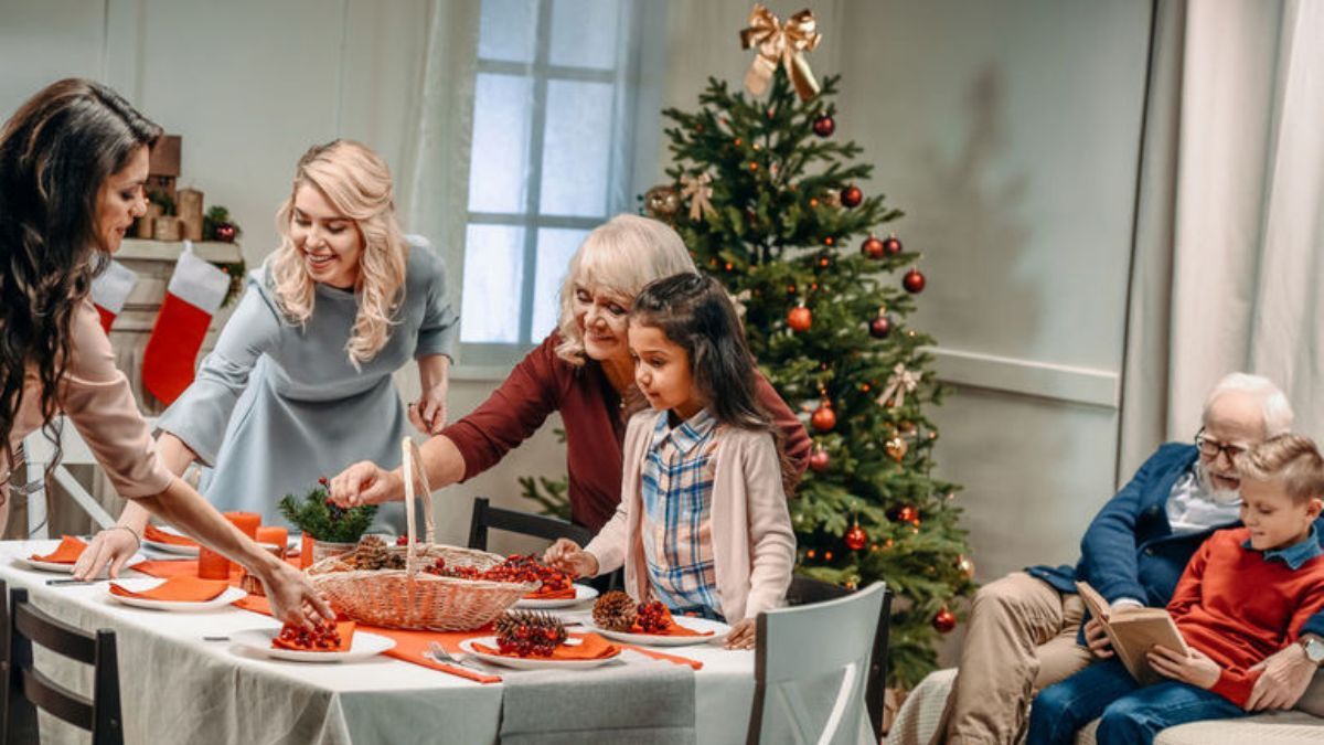 Простые рецепты самых вкусных салатов на Новый год 2022