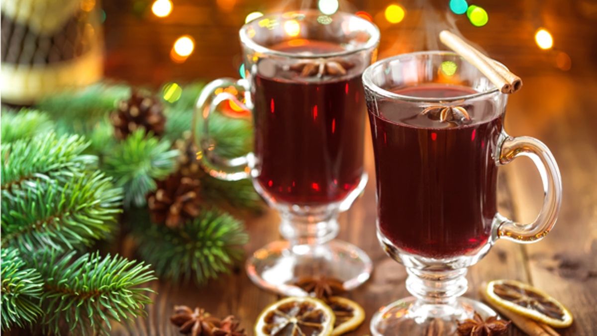 Не шампанским единым: ТОП напитков на Новый год 2022