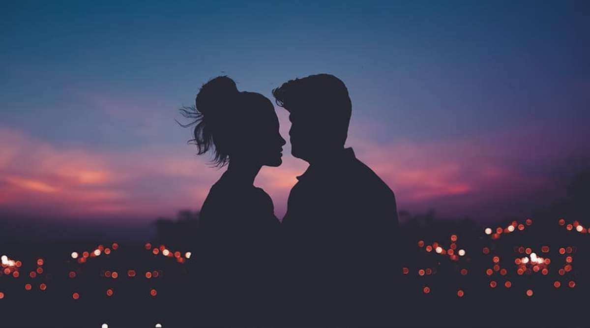 День святого Валентина 2022: поздравления в стихах и СМС