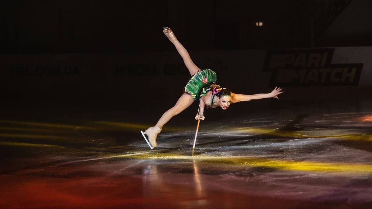 В Киеве в День Влюбленных на катке Roshen Winter Village устроят цирковое шоу