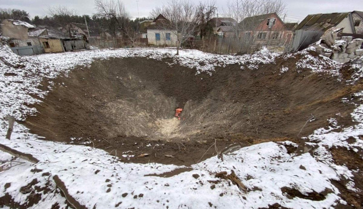 Под Киевом во время бомбардировки полностью уничтожен дом: нашли тело женщины
