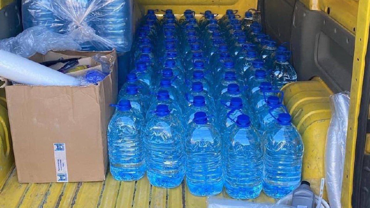 Кому и куда в Киеве могут бесплатно доставить питьевую воду