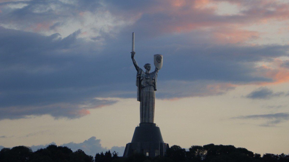 Больницы, магазины, транспорт: как прошла ночь в Киеве и как работает город 4 марта