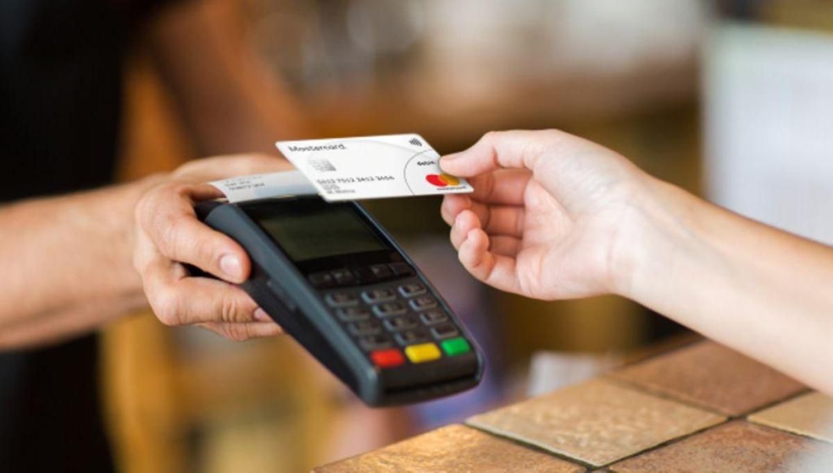 Где в Киеве можно обналичивать деньги: список магазинов и на какую сумму