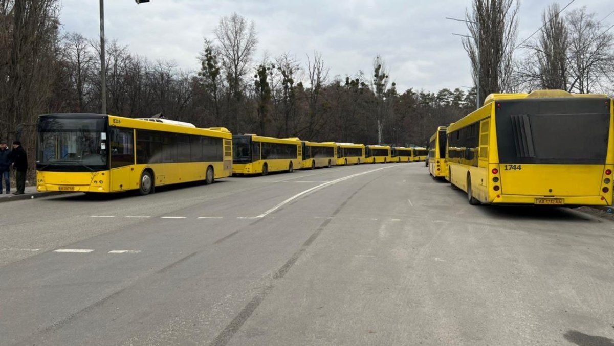 Точки сбора для эвакуации в Киевской области: адреса, где будут ждать автобусы