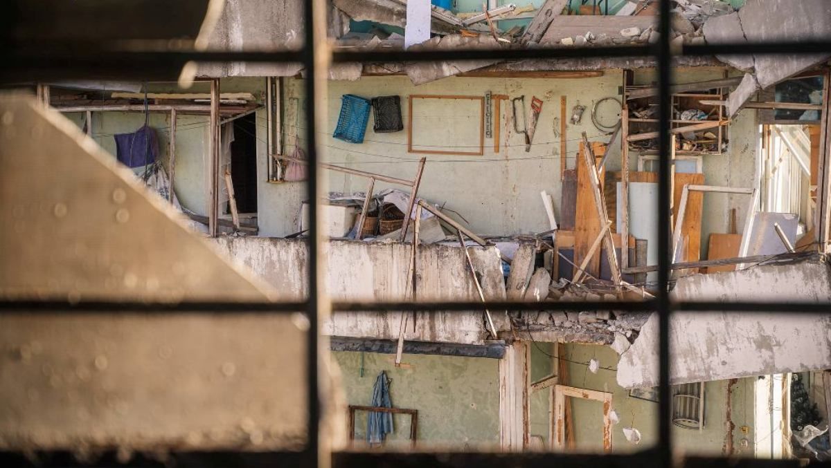 Основные правила, спасающие жизнь во время ракетных ударов и бомбардировок городов