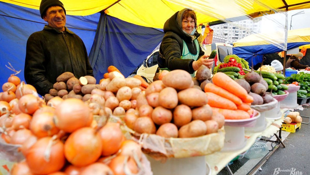 В Киеве проходят продуктовые ярмарки: где купить свежие овощи и мясо возле дома