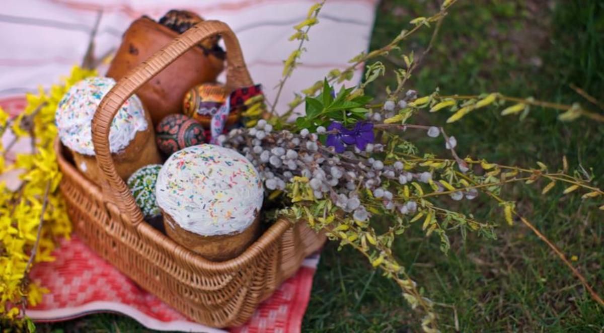 Пасха 2022: что можно и что нельзя класть в пасхальную корзину