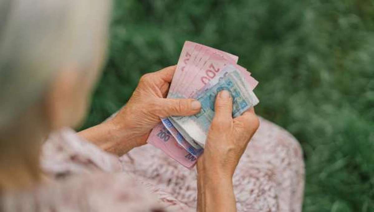 Что будет с пенсиями украинцев, не получивших выплат из-за войны: ответ Пенсионного фонда