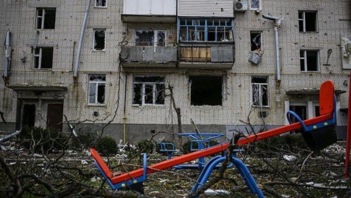 В Киеве начали реконструкцию жилых домов, пострадавших в результате ракетных обстрелов