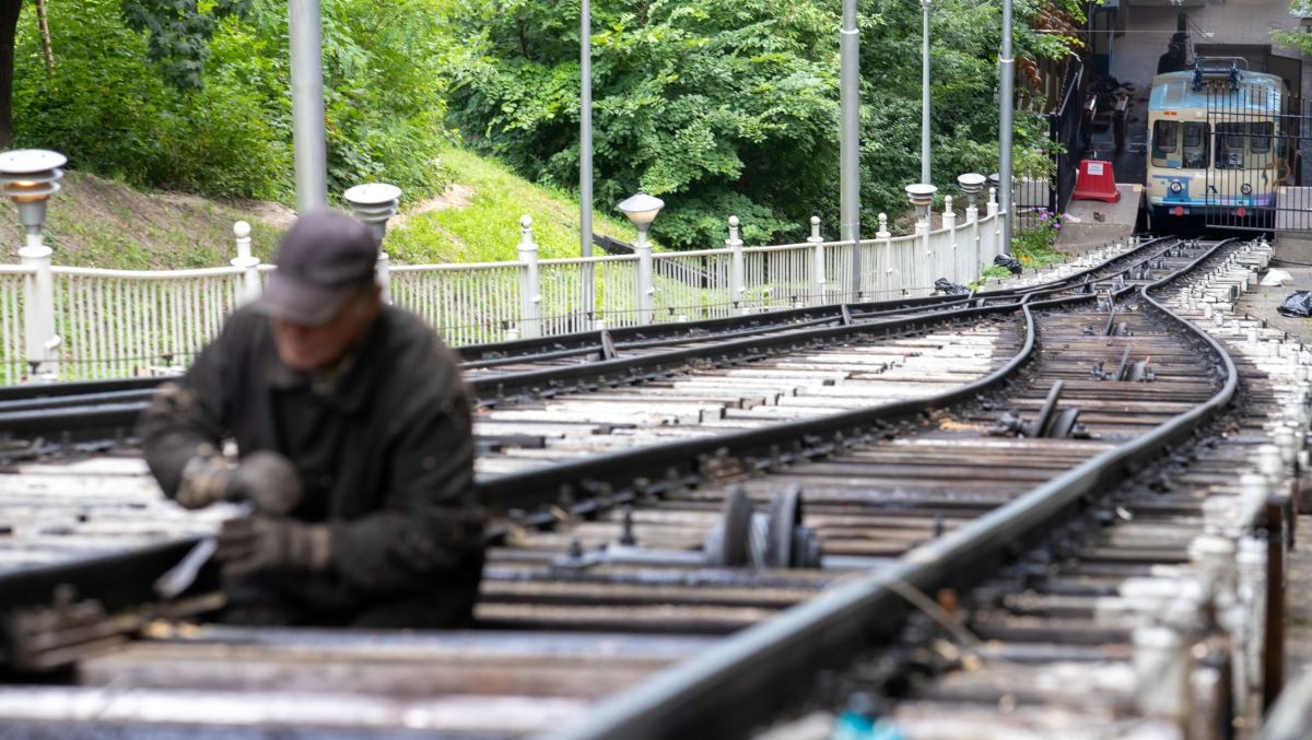 В Киеве на ремонт закрыли фуникулер