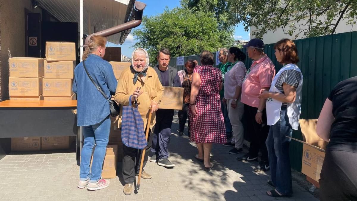 Где в Киеве можно получить продуктовые наборы, средства гигиены и психологическую помощь