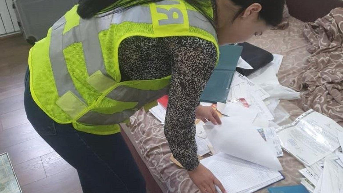 У Києві чоловік обманом привласнив квартиру свого померлого брата