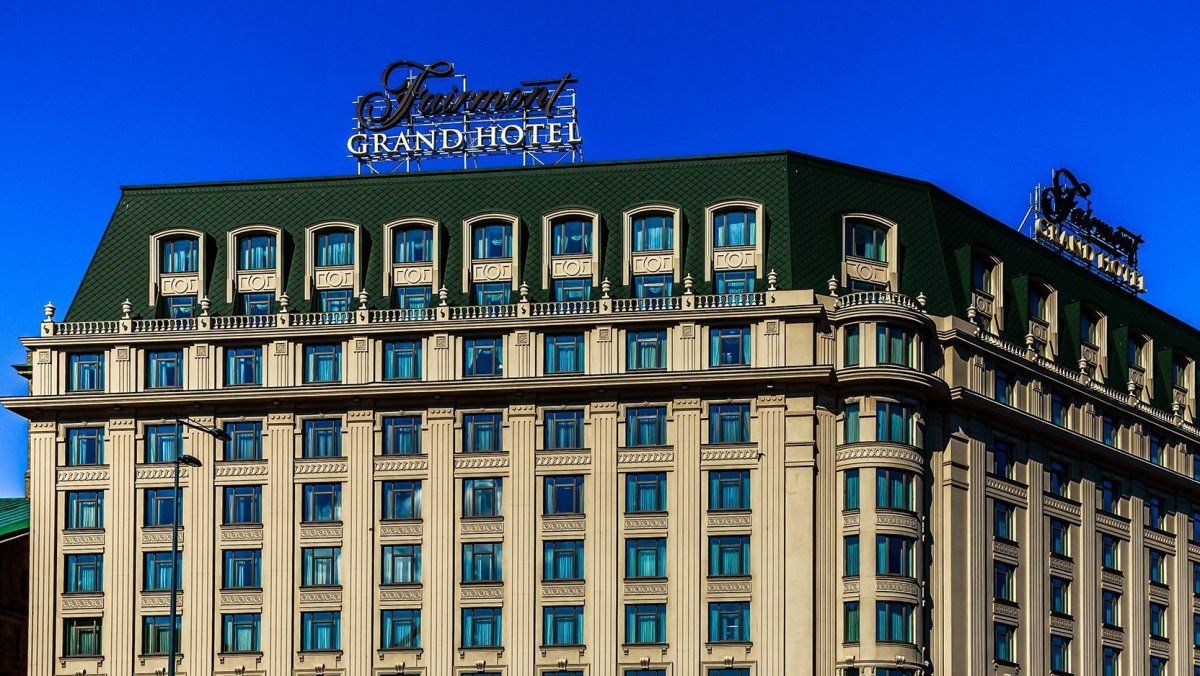 У Києві на парковці готелю Fairmont проведуть благодійний Garage Sale українських брендів