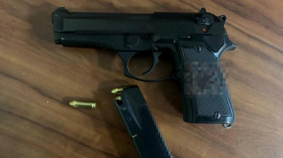 У Києві чоловік під час застілля застрелив свого товариша