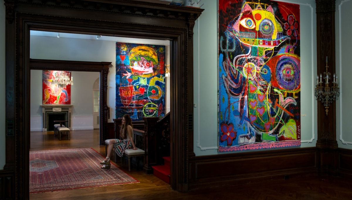 В Україну приїхав унікальний арт-проєкт україно-американського художника Макса Вітика “Воїни світла”: де побачити у Києві