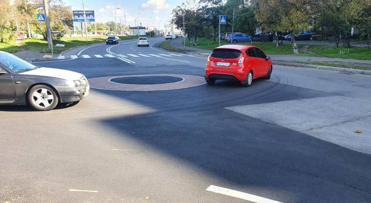 У Києві облаштовують нові кільцеві розв’язки малого радіусу: де і чому їх побудують
