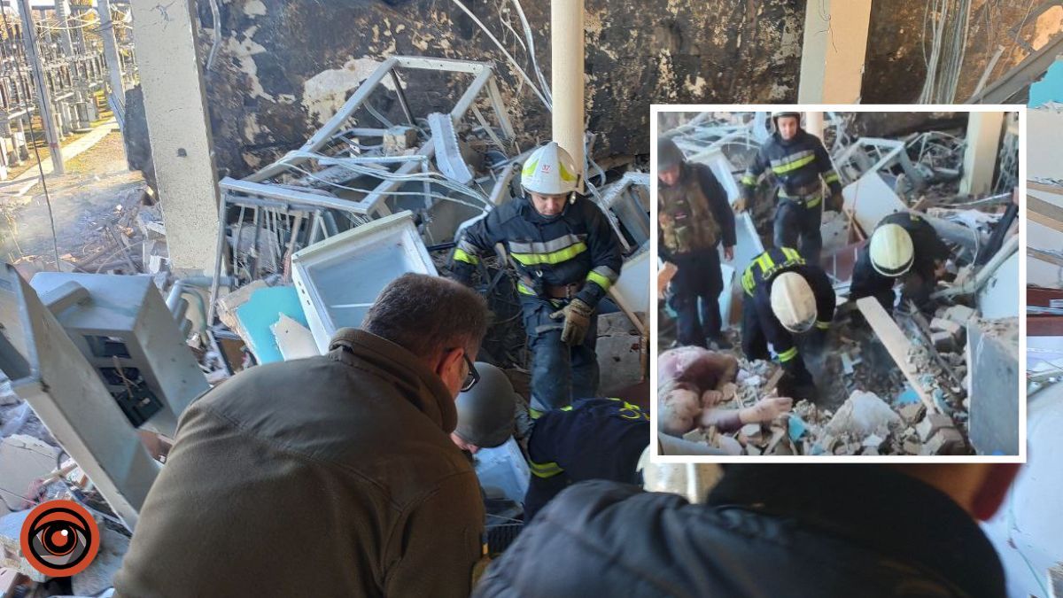 З-під завалів будівлі підстанції у Київській області рятують чоловіка: ексклюзивне відео