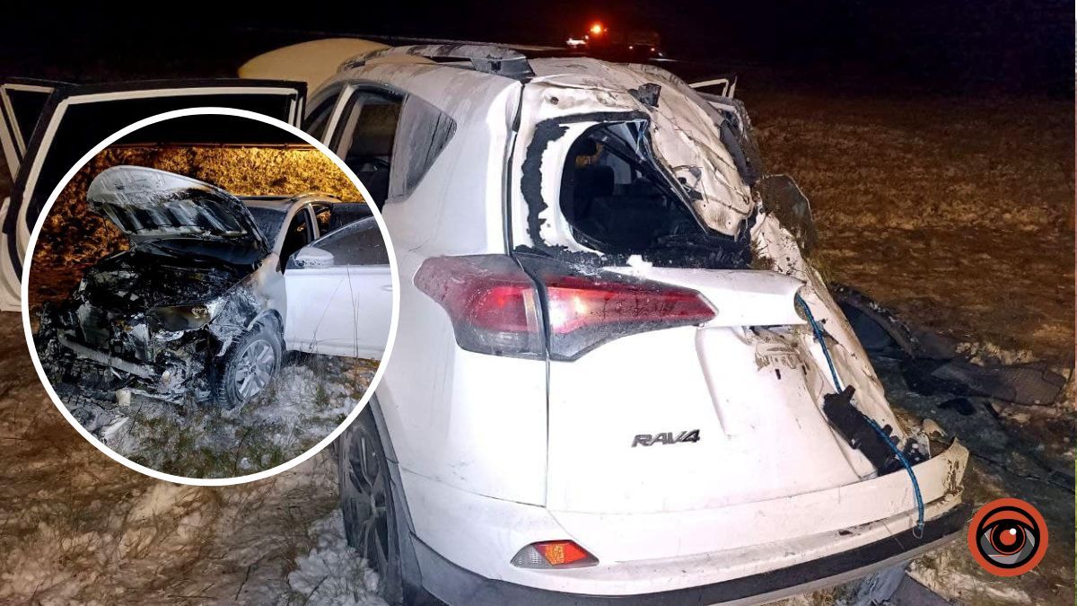 На Київщині водій Toyota не впорався з керуванням та перекинувся на дах