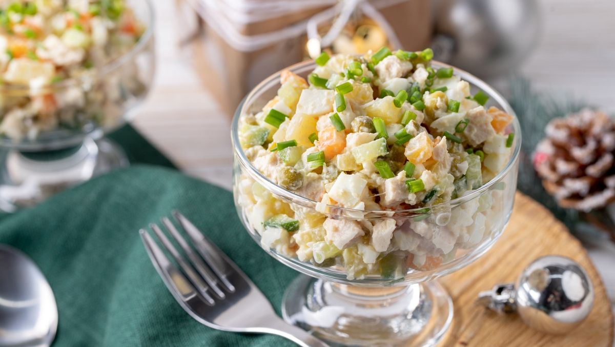 Індекс олів'є 2022: як за рік змінилася вартість новорічного салату 