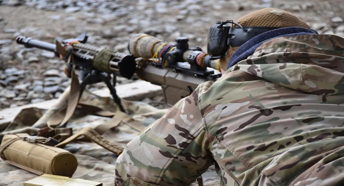 Мінус загарбник. Юрій Голик оприлюднив відео від снайперів