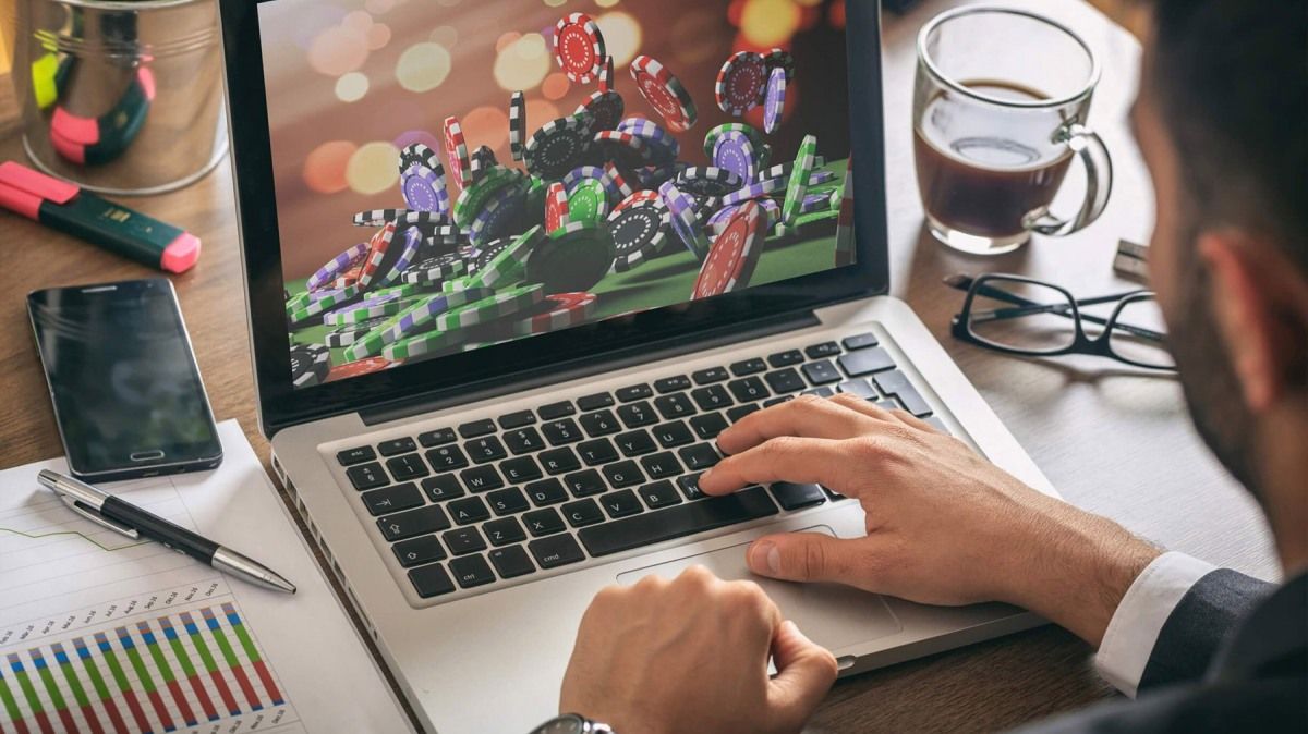 Огляд легальних онлайнових казино в Україні: найбільш популярні для гри в Києві