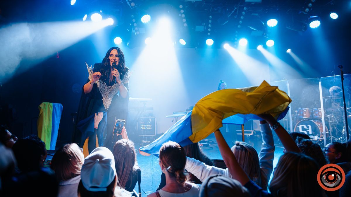 У Києві співачка JAMALA дасть перший сольний концерт просто неба в арт- просторі UYAVA