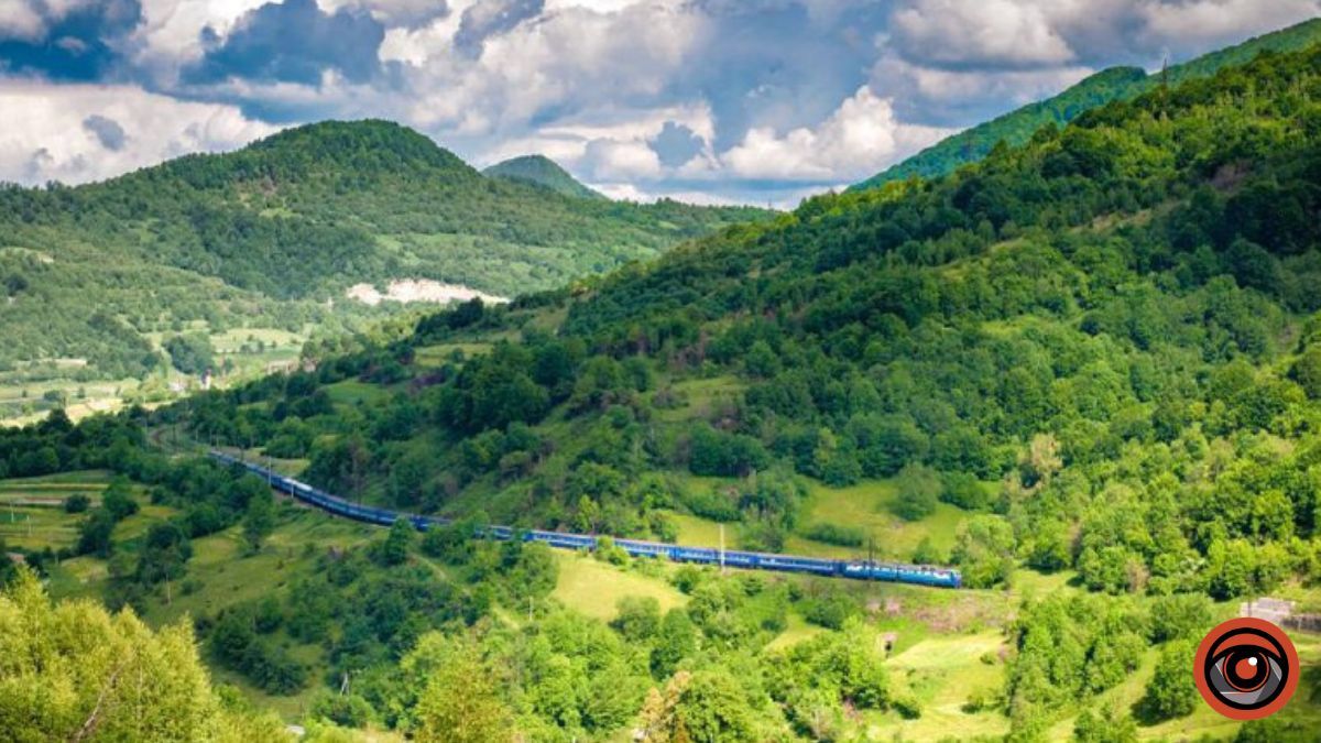 Поїзд Київ - Ужгород продовжить курсування в вересні через великий попит: графік