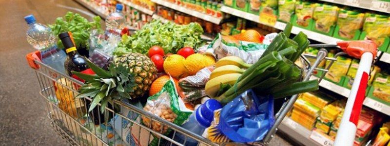 Как изменились цены на продукты в супермаркетах Киева: где покупать дешевле
