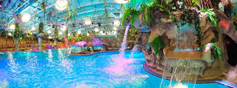 Обрушение горки на ребенка в аквапарке Dream Town: все подробности происшествия