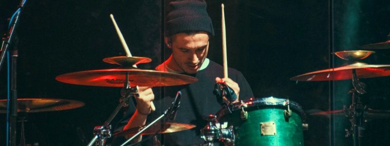 В Киеве рокеры DETACH выступили вместе с оркестром