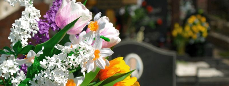 Поминальные дни на кладбищах Киева: график