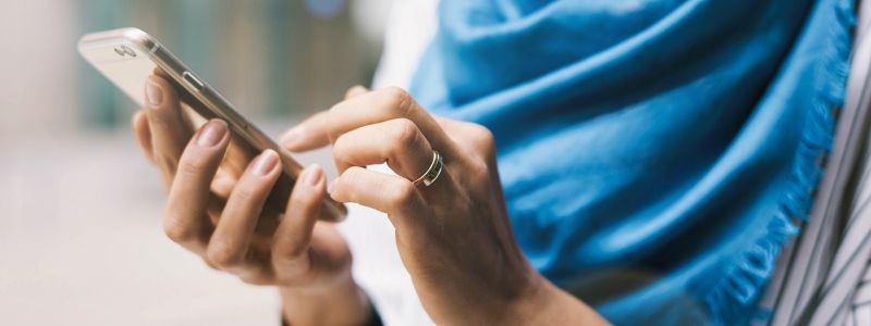 Украинцы все чаще покупают билеты смартфонами