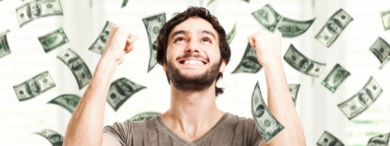 Кому в Киеве платят больше всех и на какие профессии спрос