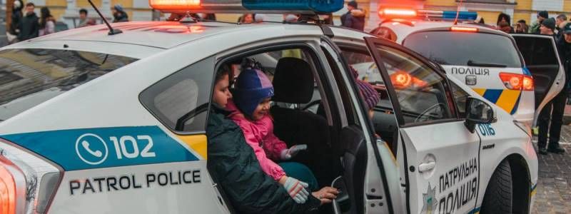 Патрульные Киева вернули 12 летнего мальчика домой