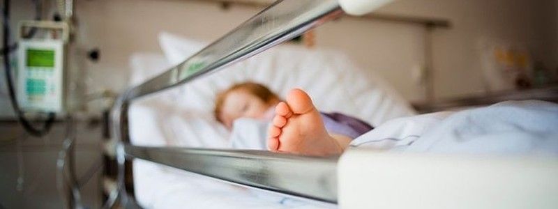 В Киеве у 6-летней девочки в школе остановилось сердце