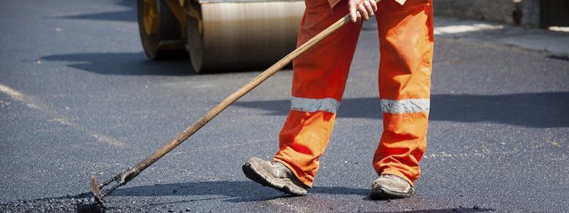 В Киеве на майские ремонтируют дороги: какие улицы лучше объехать