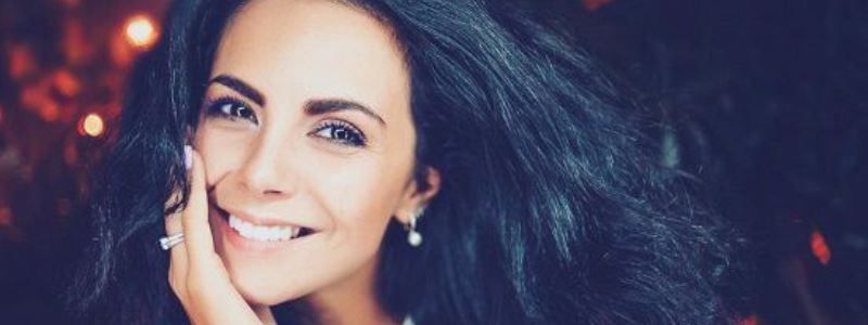 "До встречи на стадионе": Настя Каменских оставила автограф на мяче женской Лиги чемпионов в Киеве