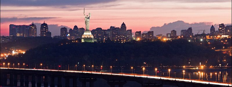 Такси за 400 гривен, пиво и "перепичка": "Ливерпуль" выпустил для своих фанатов гид по Киеву