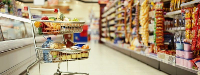 Как изменились цены на продукты в супермаркетах Киева: где покупать дешевле