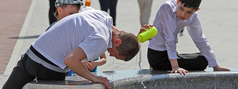 Супрун рассказала, чем опасна жара и как оказать первую помощь при перегревании