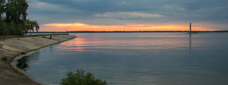 Как выглядит Киевское море на рассвете